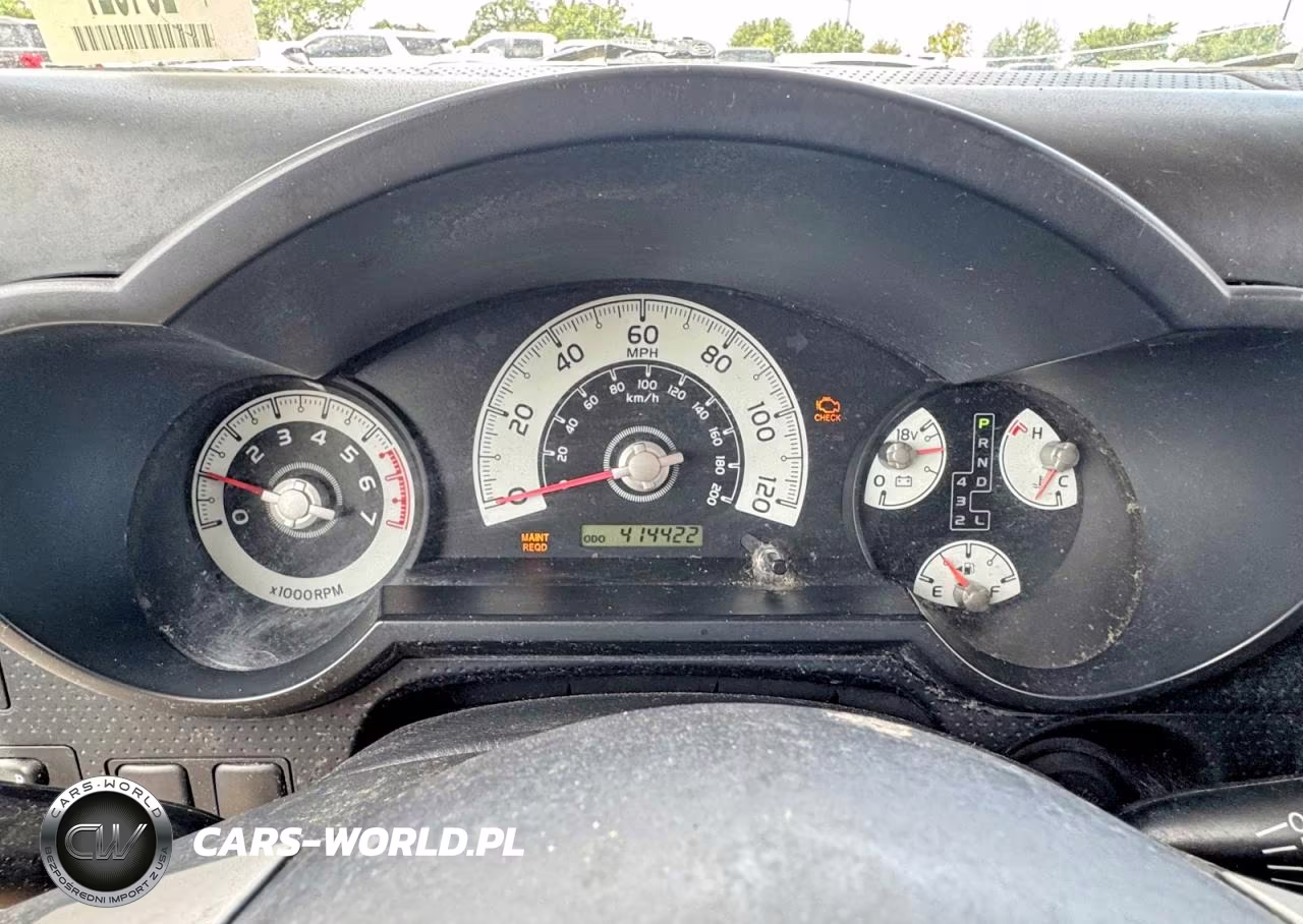 2007 Toyota Fj Cruiser Base VIN:JTEBU11FX70045071 - 8