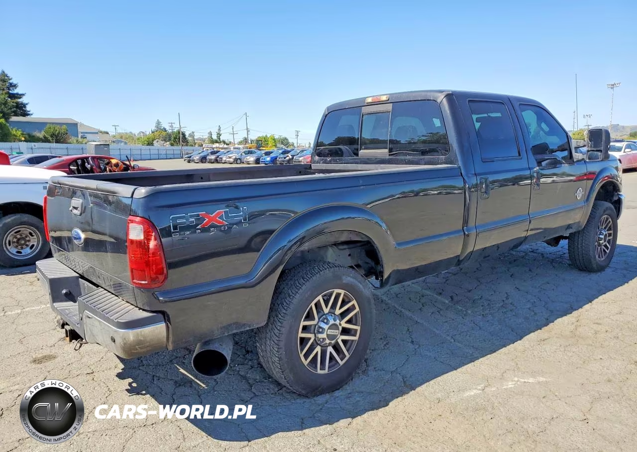 2011 Ford F250 Super Duty VIN:1FT7W2BT0BEB74687 - 3