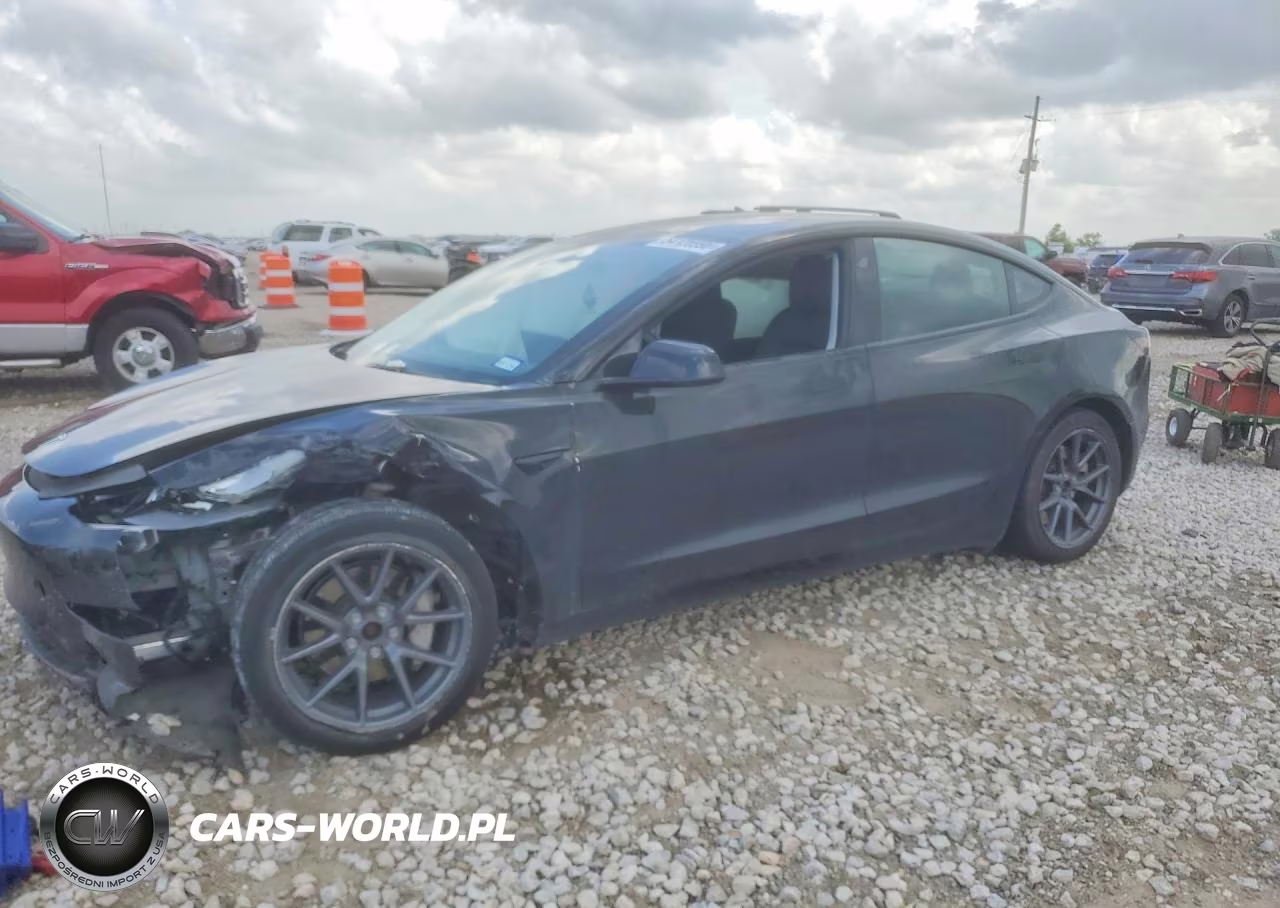 2023 Tesla Model 3 – zdjęcie 1 z 12