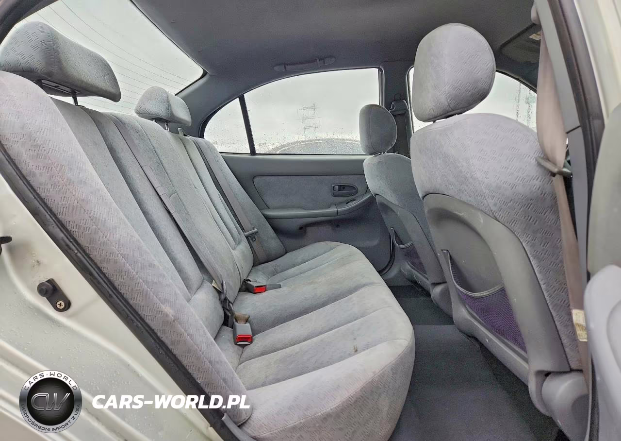 2004 Hyundai Elantra Gls VIN:KMHDN46D34U712470 - 10