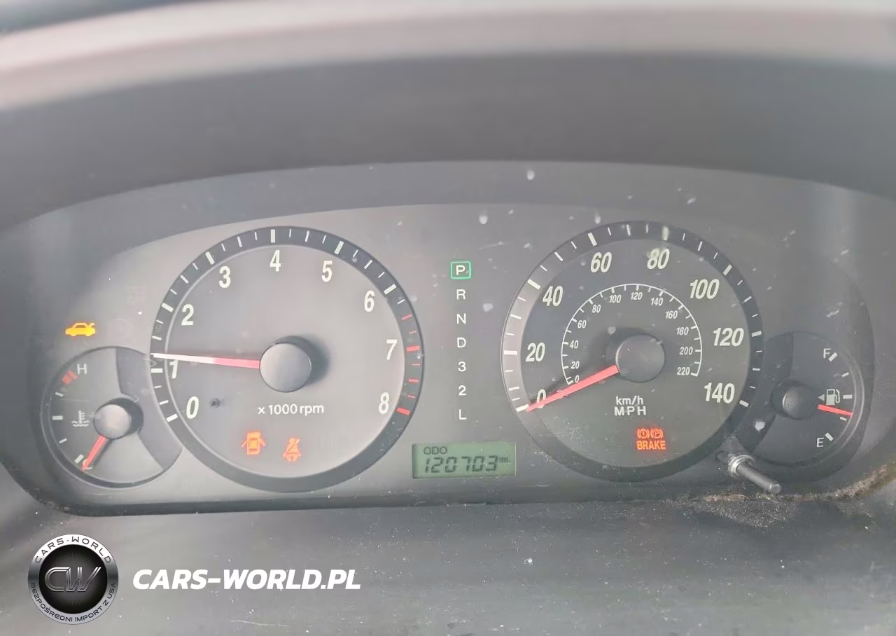 2004 Hyundai Elantra Gls VIN:KMHDN46D34U712470 - 9