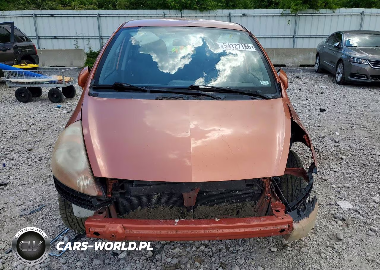 2008 Honda Fit Sport VIN:JHMGD37648S027540 - 5