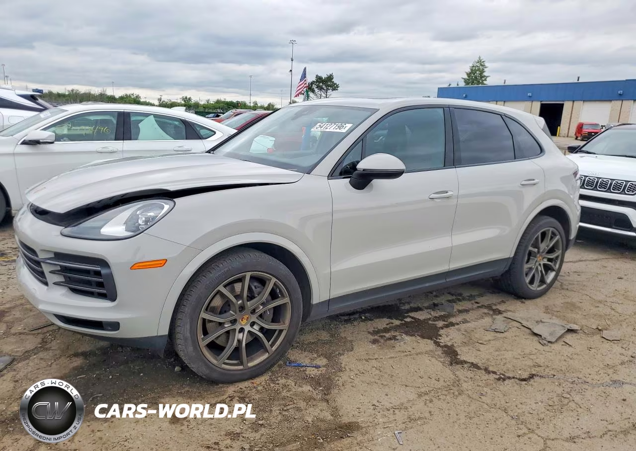 2023 Porsche Cayenne Base