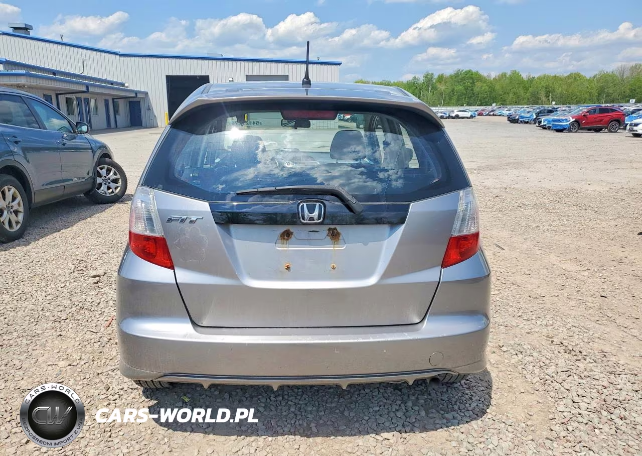 2009 Honda Fit Sport VIN:JHMGE87439S074391 - 6