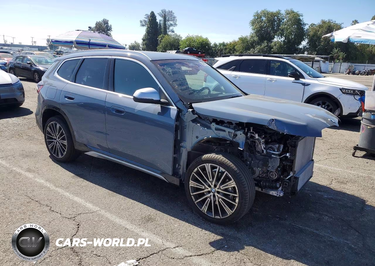 2024 BMW X1 xDrive28I VIN:WBX73EF03R5Z15339 - 4