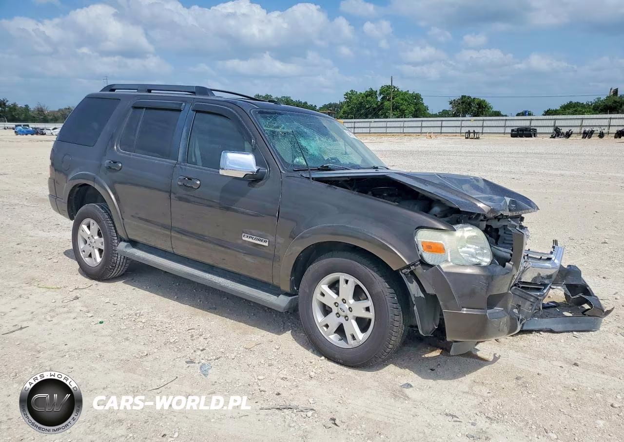 2008 Ford Explorer Xlt VIN:1FMEU73E08UB11481 - 4
