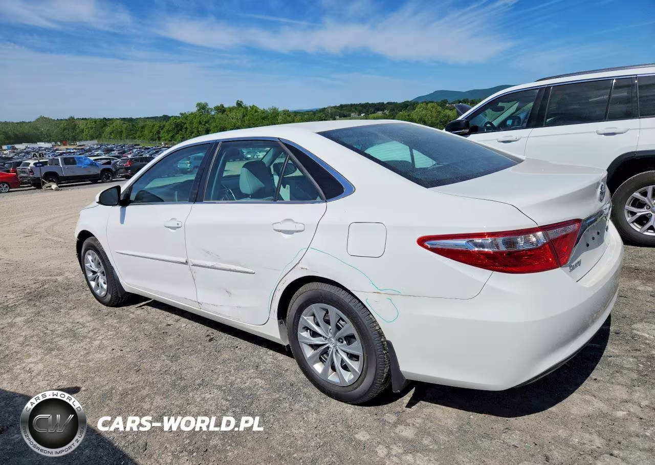 2017 Toyota Camry Le VIN:4T1BF1FK1HU654124 - 2