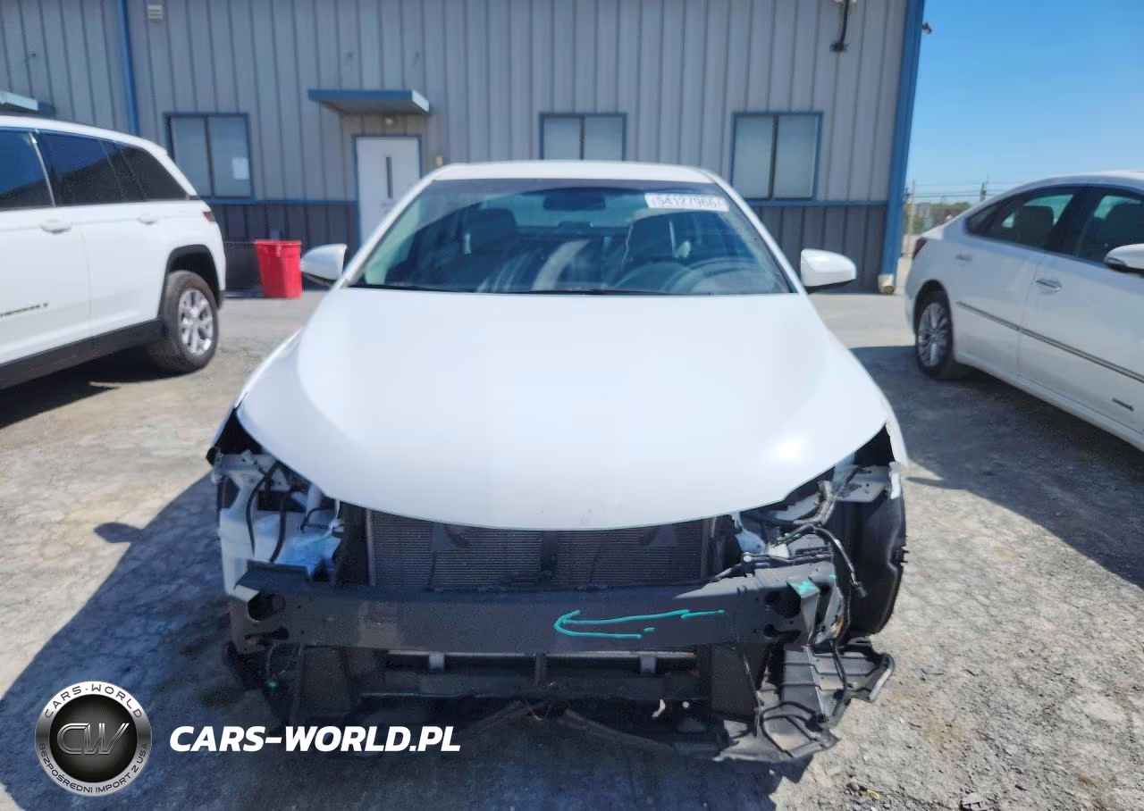 2017 Toyota Camry Le VIN:4T1BF1FK1HU654124 - 5