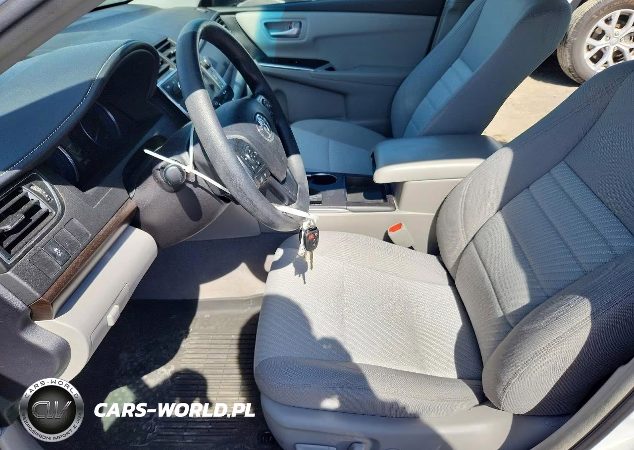 2017 Toyota Camry Le VIN:4T1BF1FK1HU654124 - 7