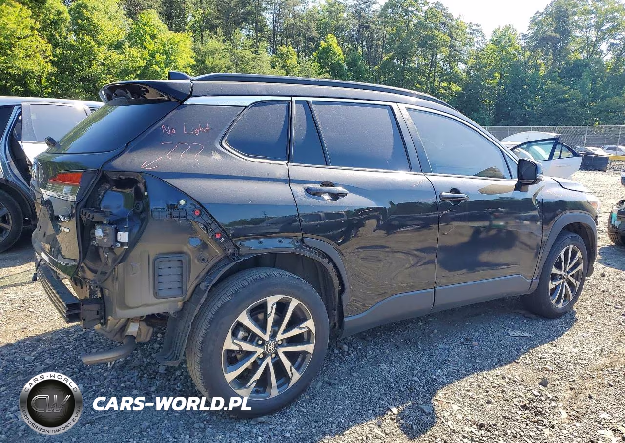 2024 Toyota Corolla Cross Xle VIN:7MUDAABG0RV083461 - 3