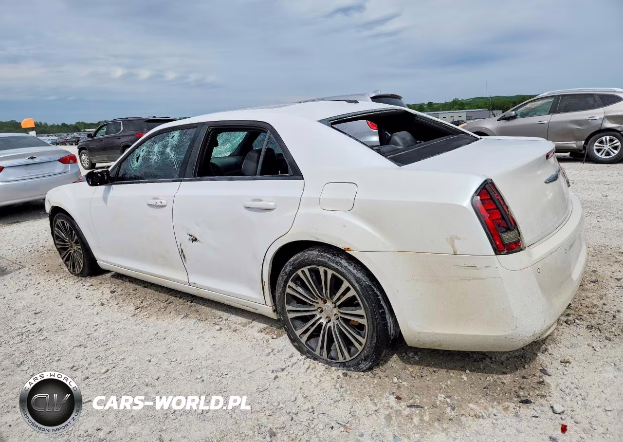 2014 Chrysler 300 S VIN:2C3CCABG9EH375381 - 2
