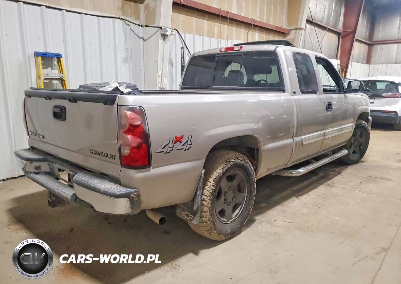 2005 Chevrolet Silverado VIN:1GCEK19B15Z331795 - 3