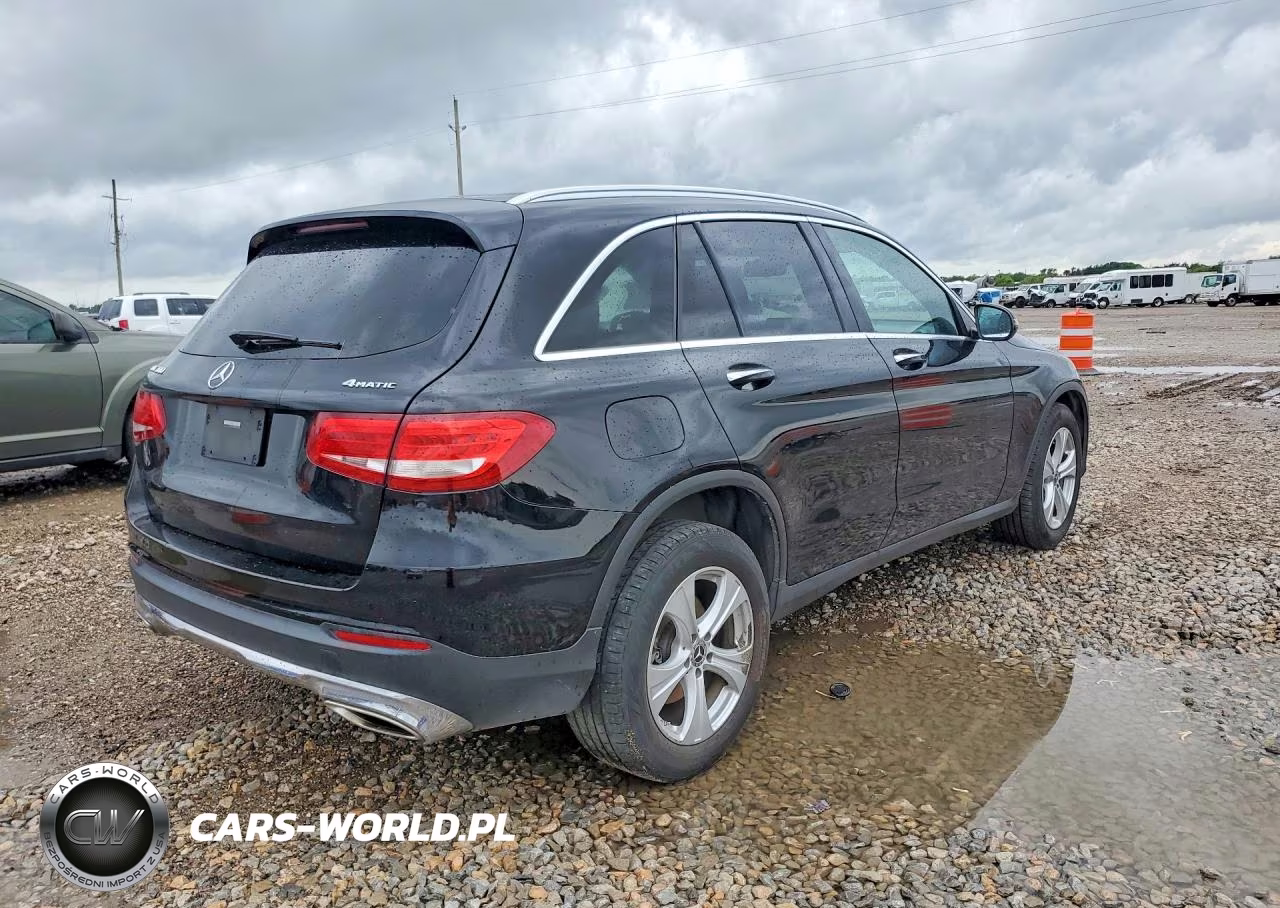 2018 Mercedes-Benz Glc 300 4Matic VIN:WDC0G4KB6JV110339 - 3