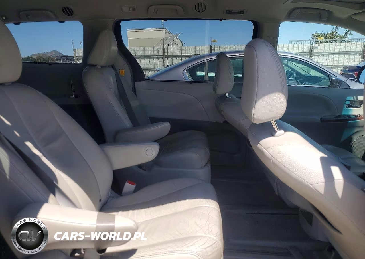 2012 Toyota Sienna Xle 7-Passenger VIN:5TDDK3DC8CS031256 - 11