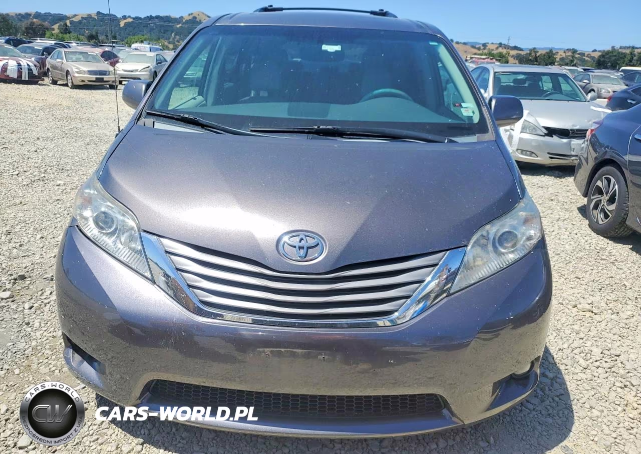 2012 Toyota Sienna Xle 7-Passenger VIN:5TDDK3DC8CS031256 - 5