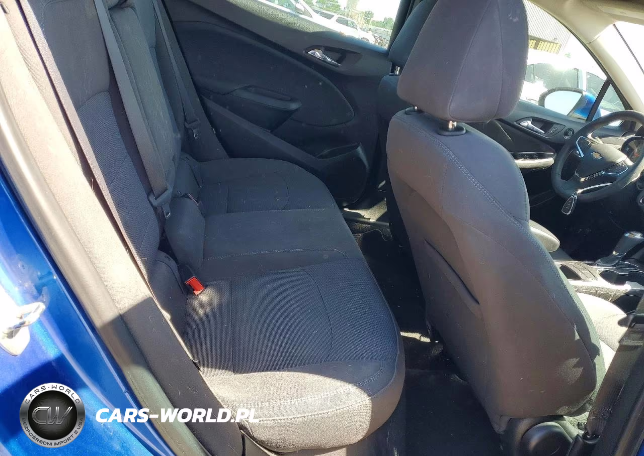 2018 Chevrolet Cruze Lt VIN:3G1BE6SM2JS649802 - 10