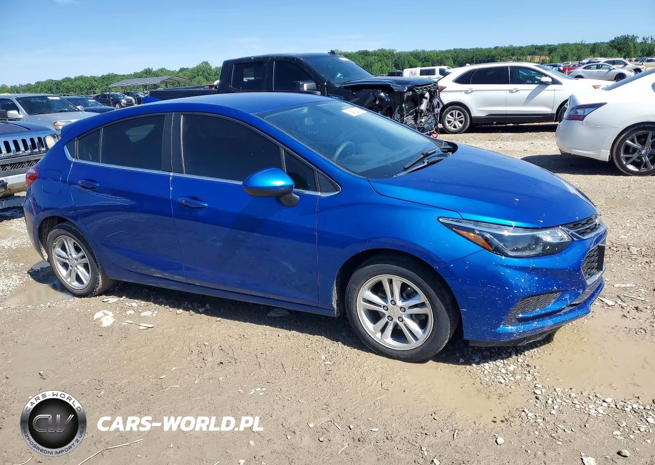 2018 Chevrolet Cruze Lt VIN:3G1BE6SM2JS649802 - 4