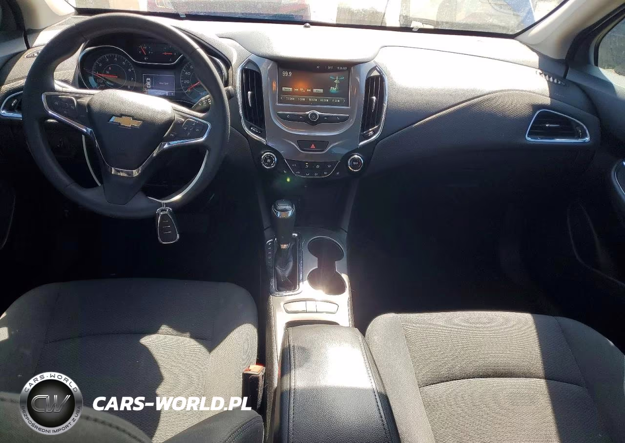 2018 Chevrolet Cruze Lt VIN:3G1BE6SM2JS649802 - 8