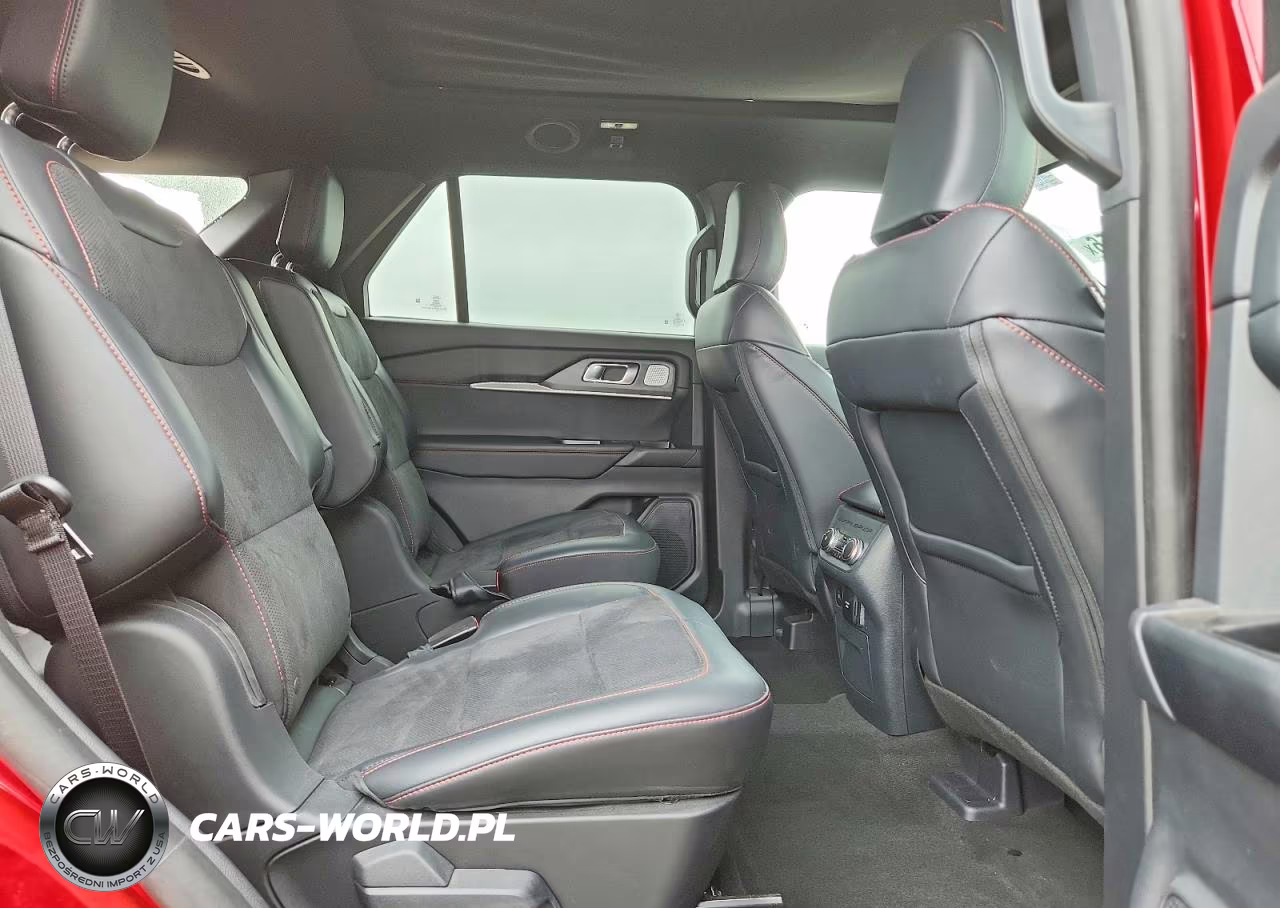 2025 Ford Explorer VIN:1FMWK8GC6SGC20610 - 10