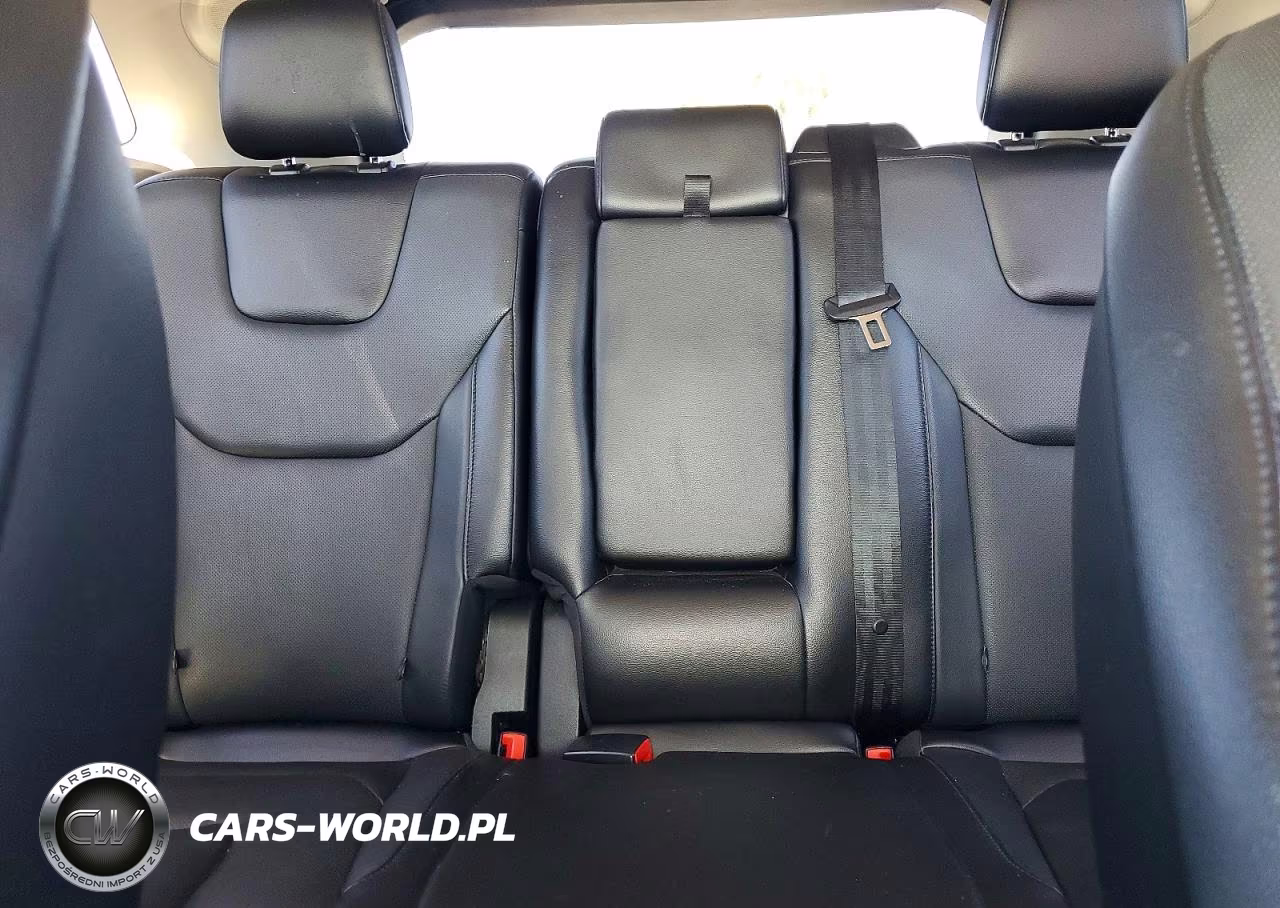 2018 Ford Edge Titanium VIN:2FMPK3K92JBB73990 - 10