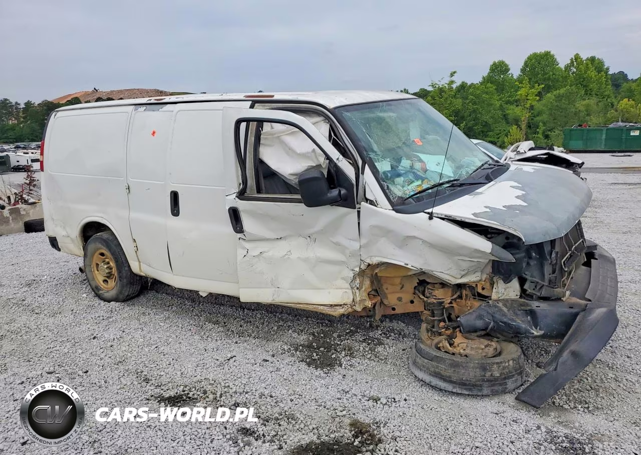 2011 Chevrolet Express G2500 VIN:1GCWGFFA1B1132321 - 4
