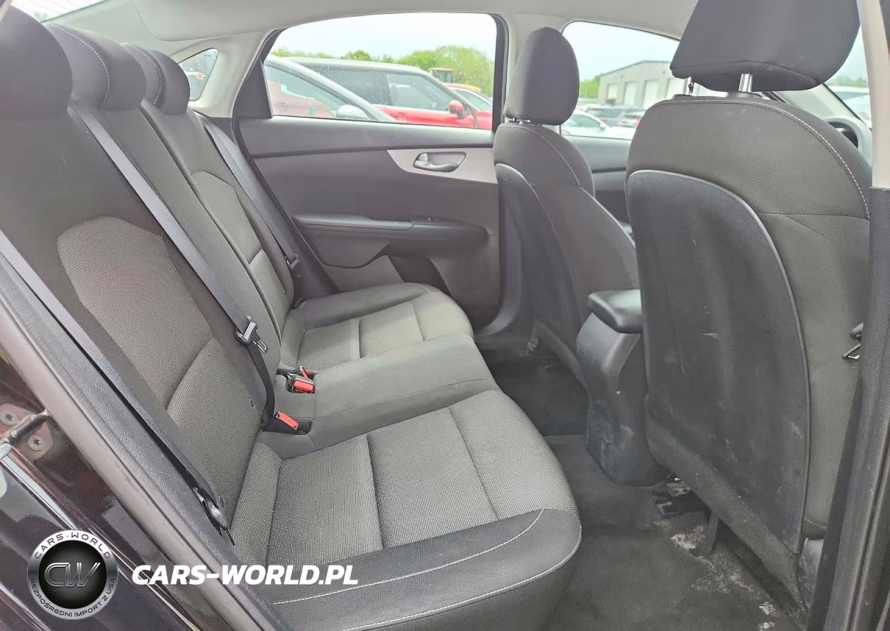 2024 Kia Forte Lxs VIN:3KPF24AD1RE704645 - 10