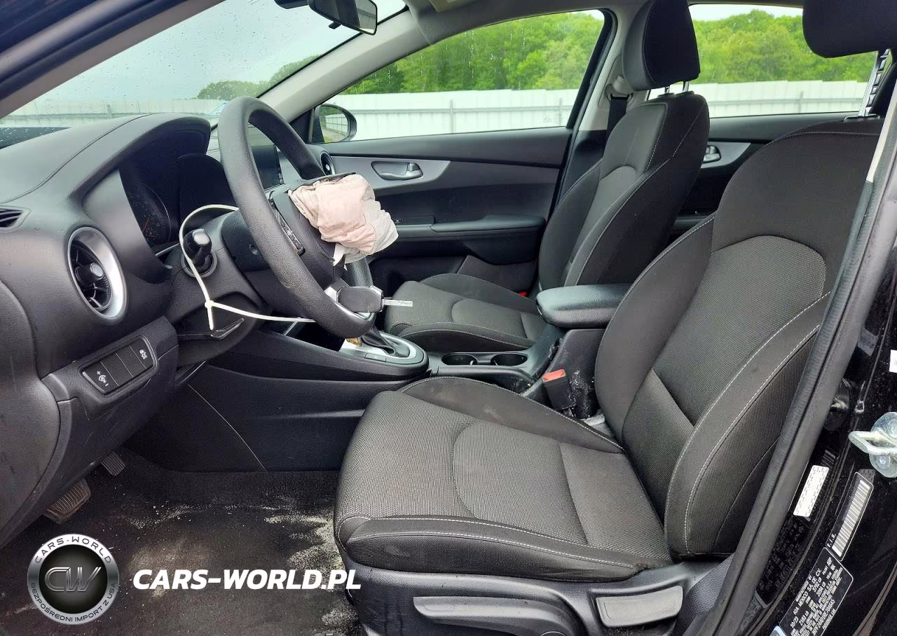 2024 Kia Forte Lxs VIN:3KPF24AD1RE704645 - 7