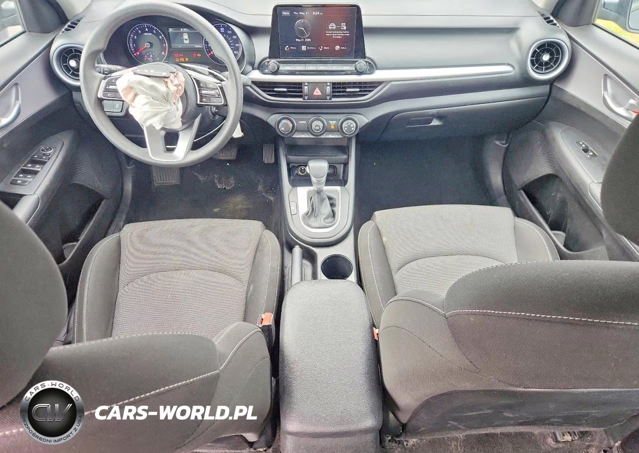 2024 Kia Forte Lxs VIN:3KPF24AD1RE704645 - 8