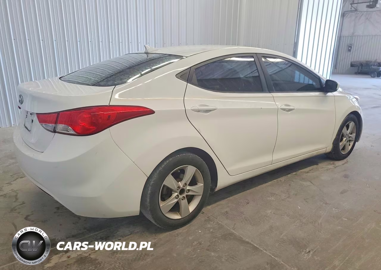 2013 Hyundai Elantra Gls VIN:5NPDH4AE6DH340905 - 3