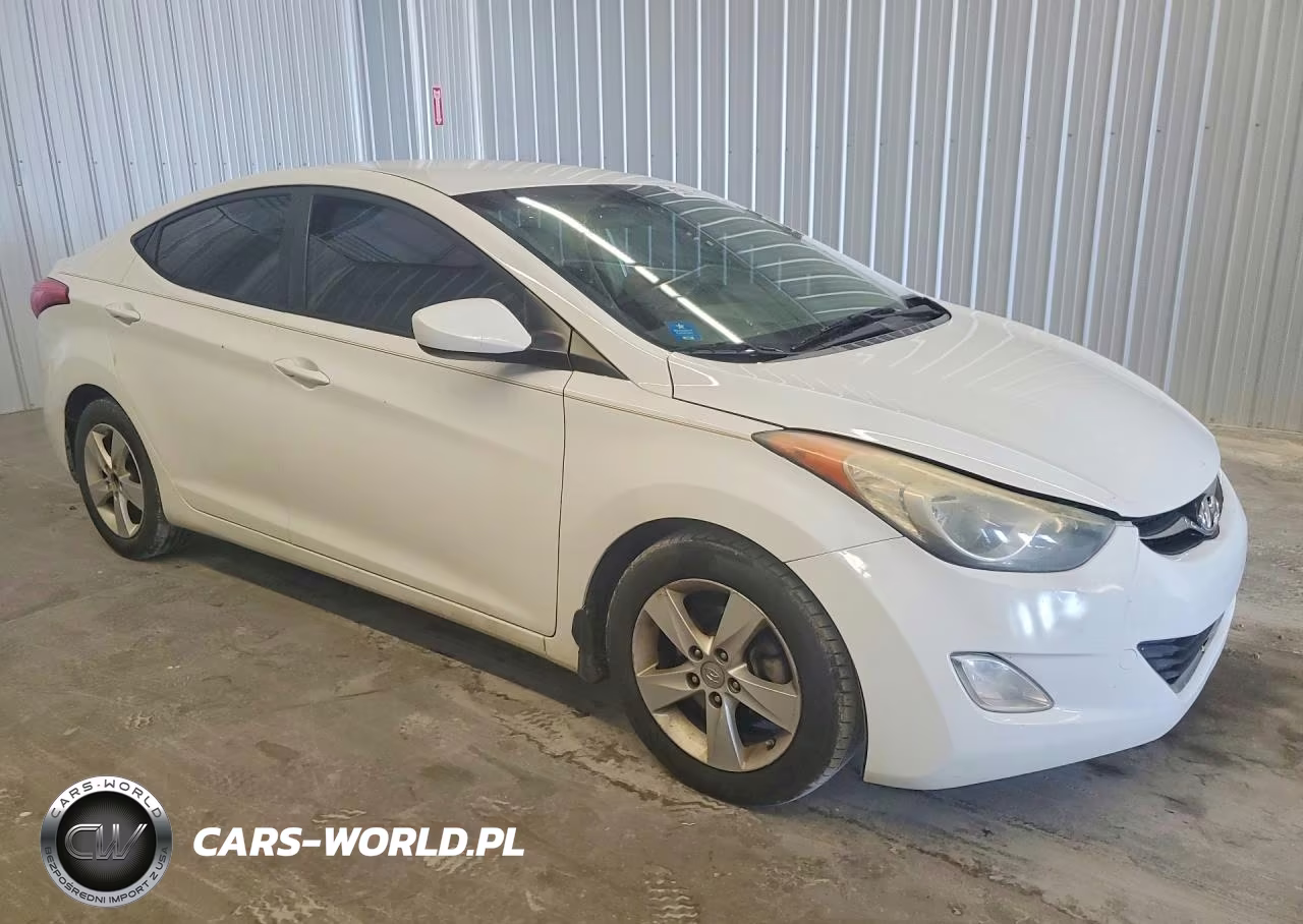 2013 Hyundai Elantra Gls VIN:5NPDH4AE6DH340905 - 4