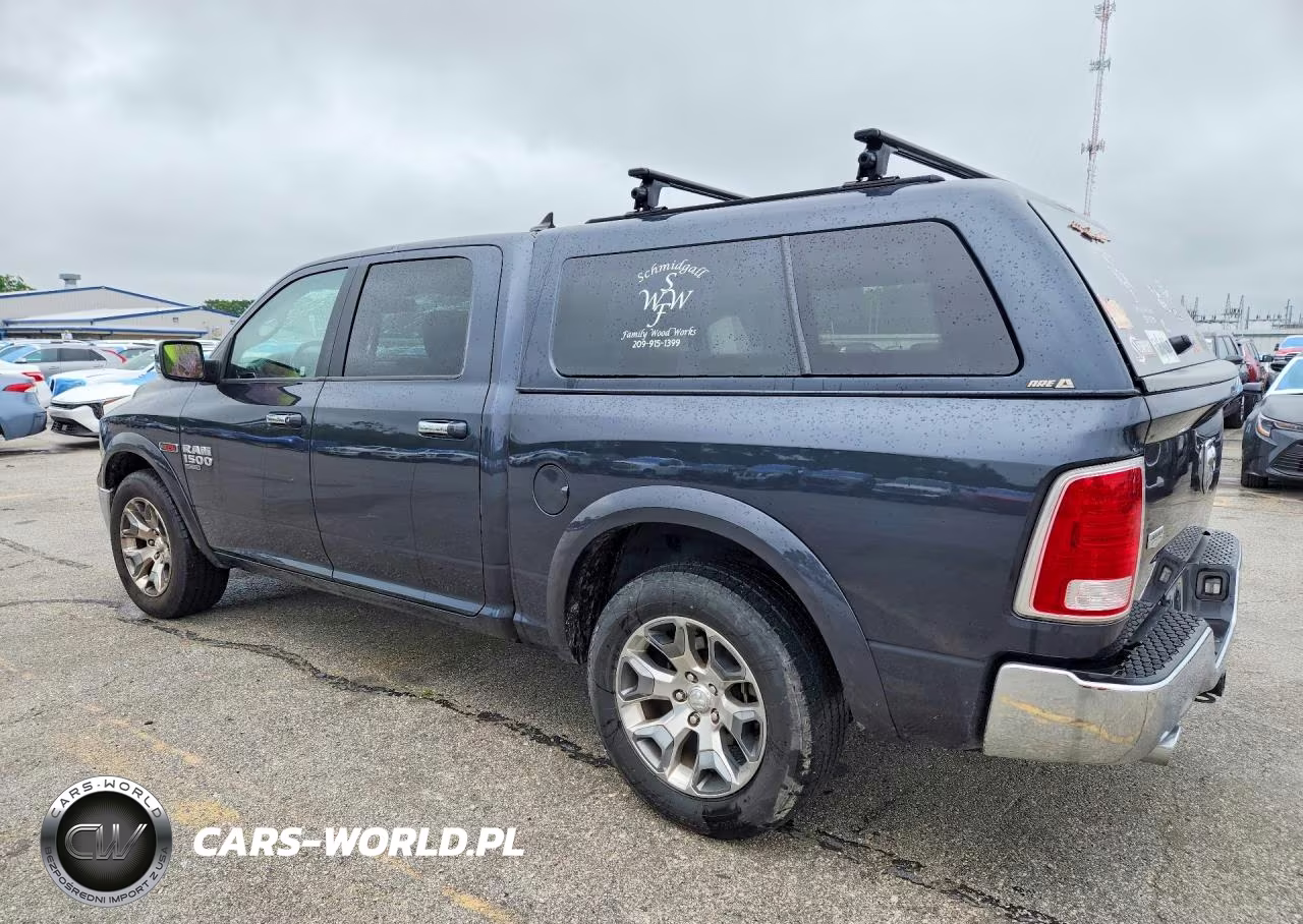 2019 Ram 1500 Classic Laramie VIN:1C6RR6NM8KS707504 - 2