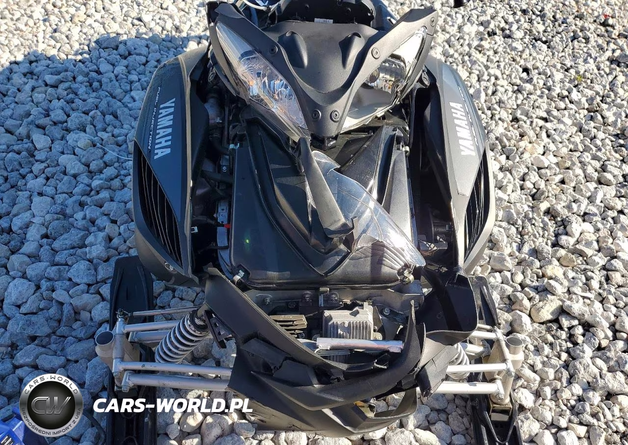 2012 Yamaha Vector VIN:JYE8HW005CA001930 - 7