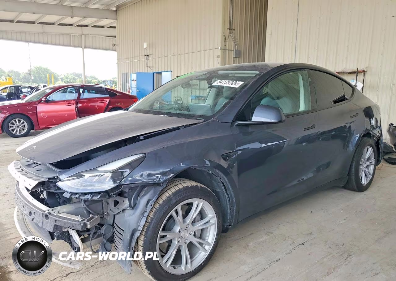 2023 Tesla Model Y – zdjęcie 1 z 13