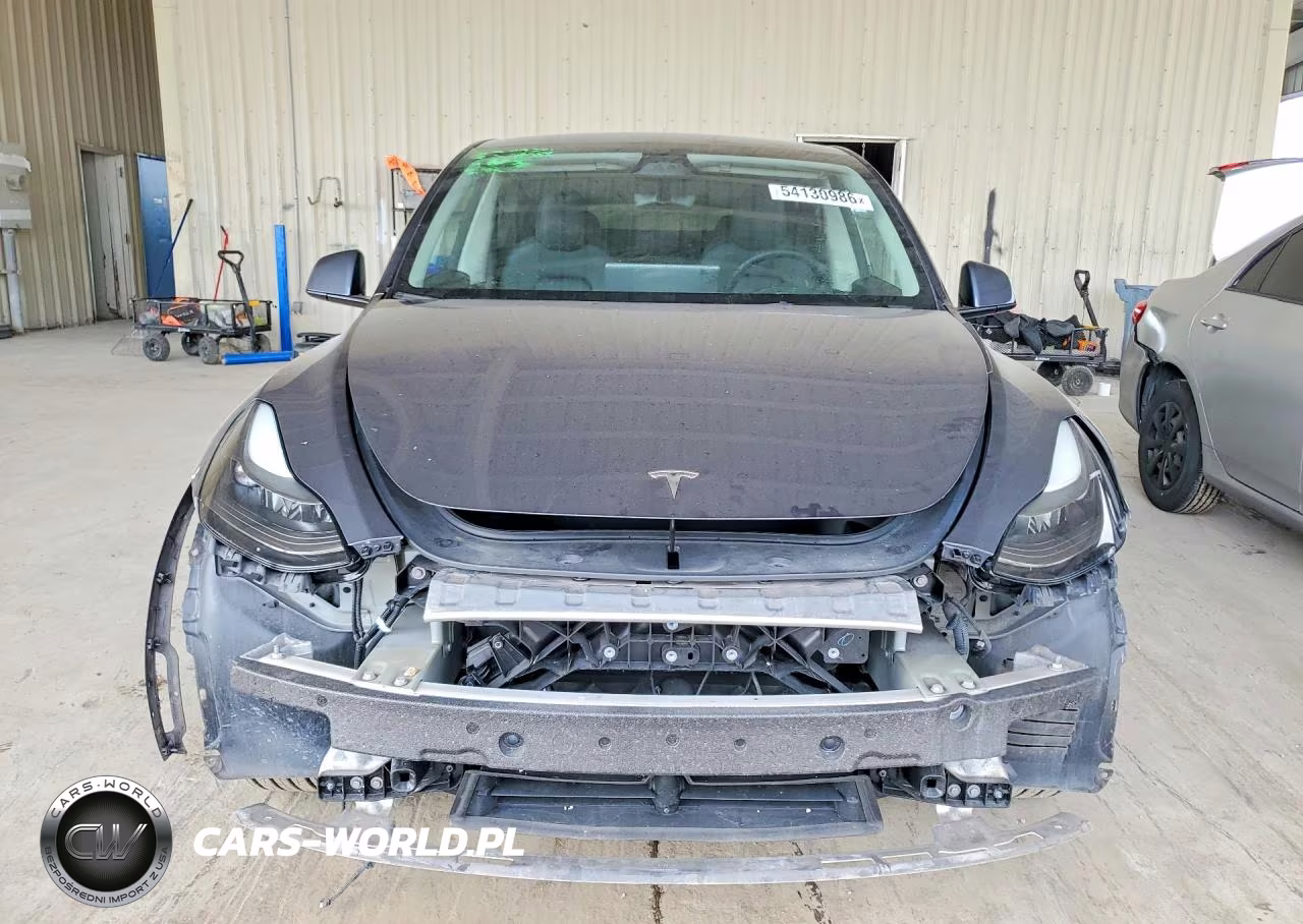 2023 Tesla Model Y VIN:7SAYGDEDXPF944114 - 5