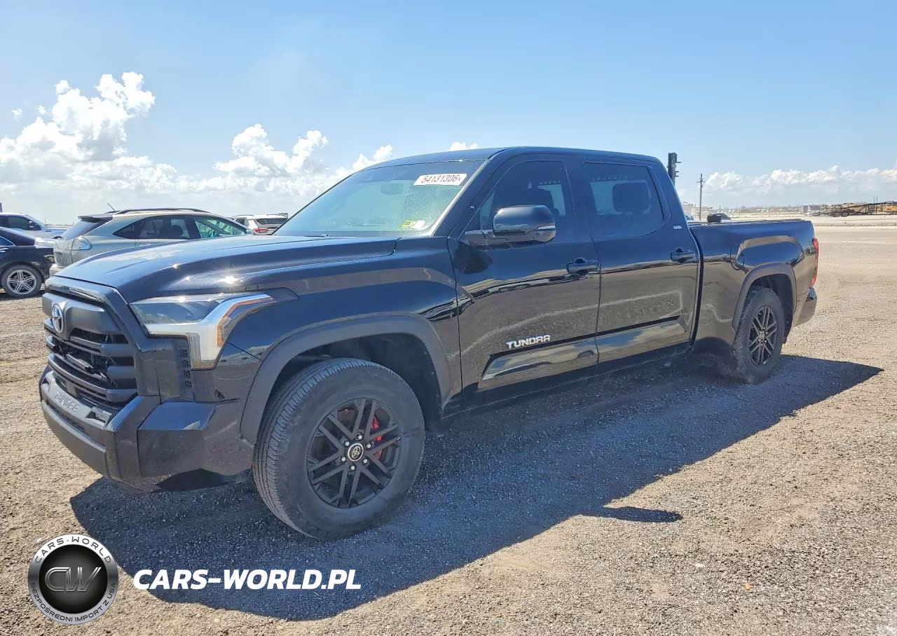 2023 Toyota Tundra Crewmax Sr5 – zdjęcie 1 z 12