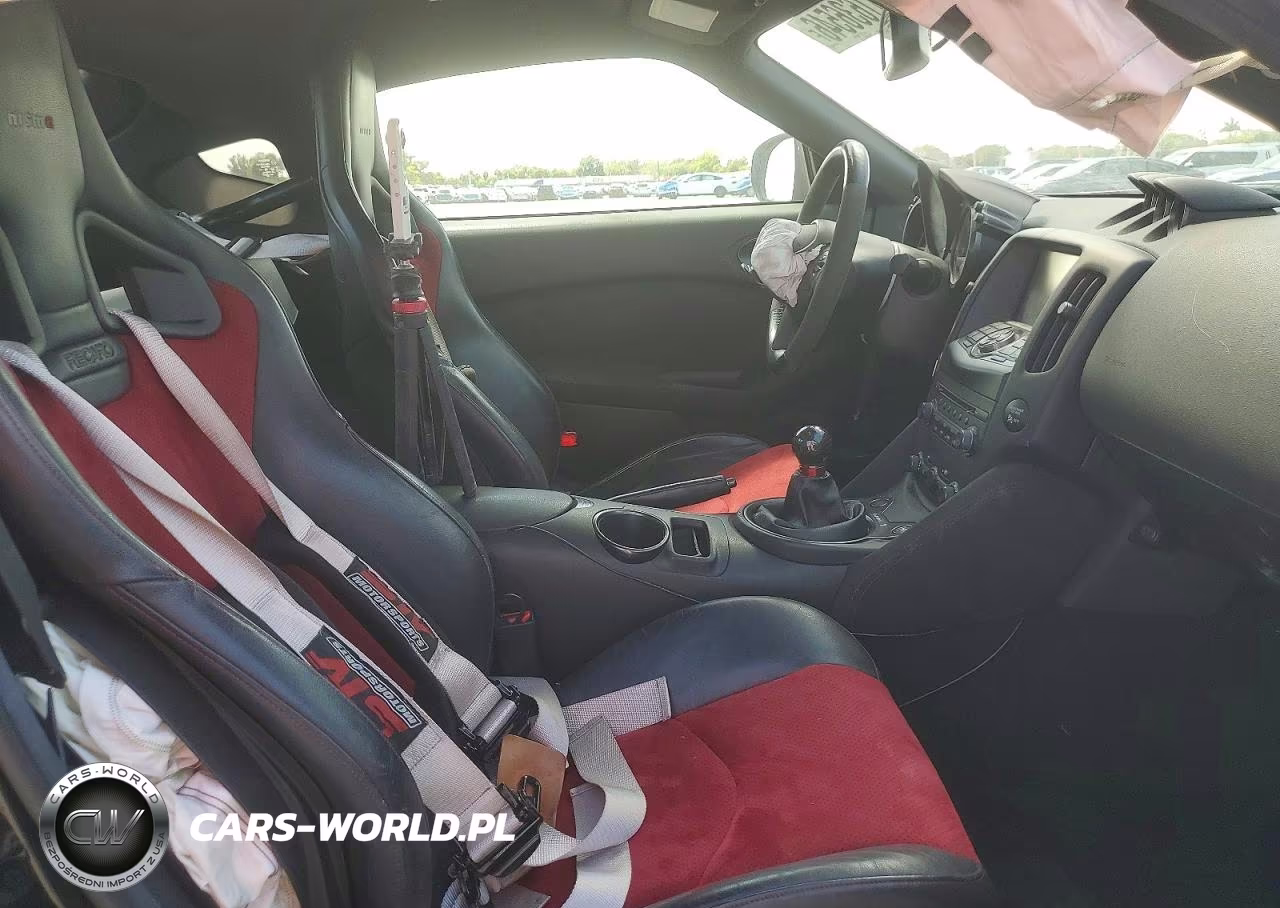 2019 Nissan 370Z Nismo VIN:JN1AZ4EH0KM420873 - 10