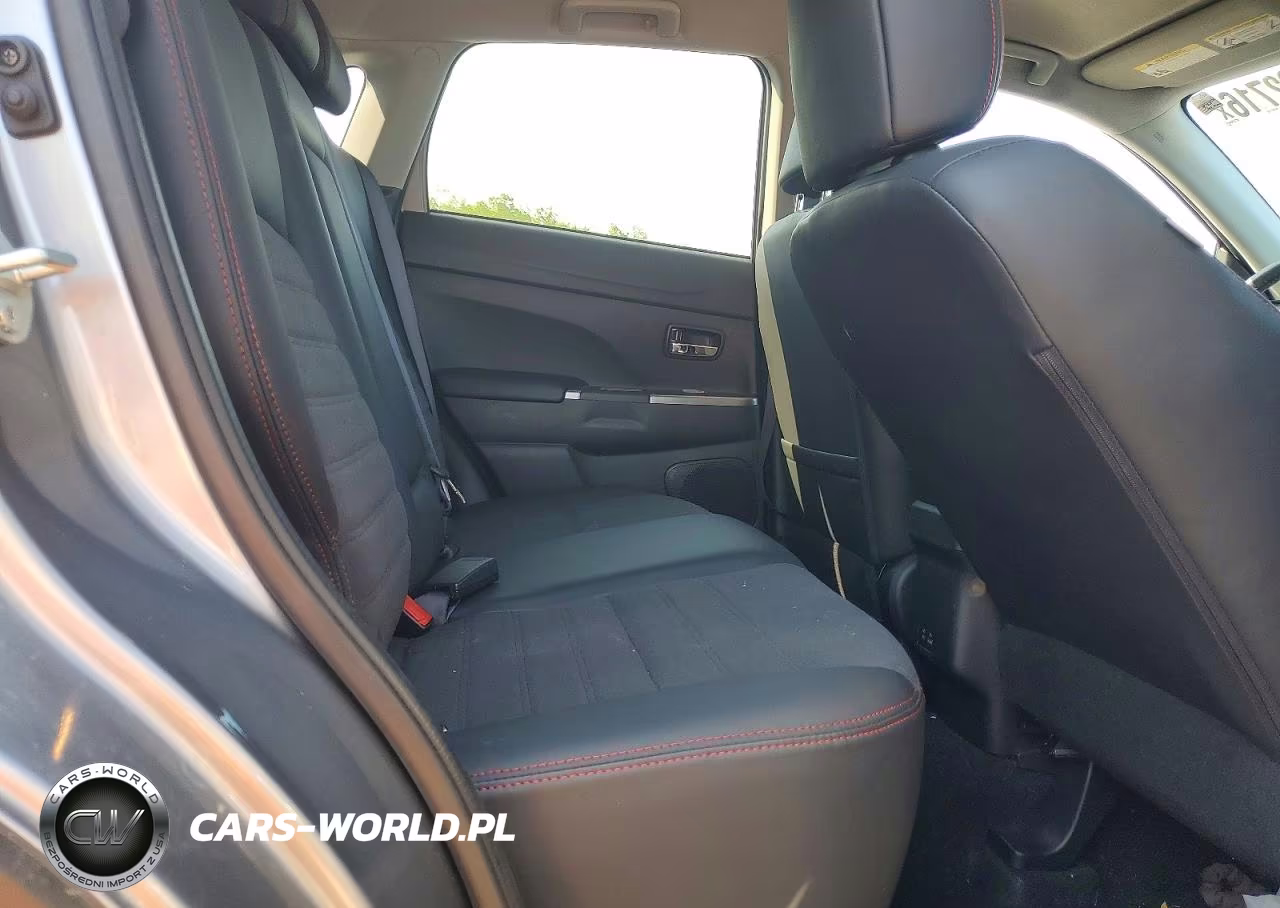 2023 Mitsubishi Outlander Sport S VIN:JA4ARUAU4PU012250 - 11