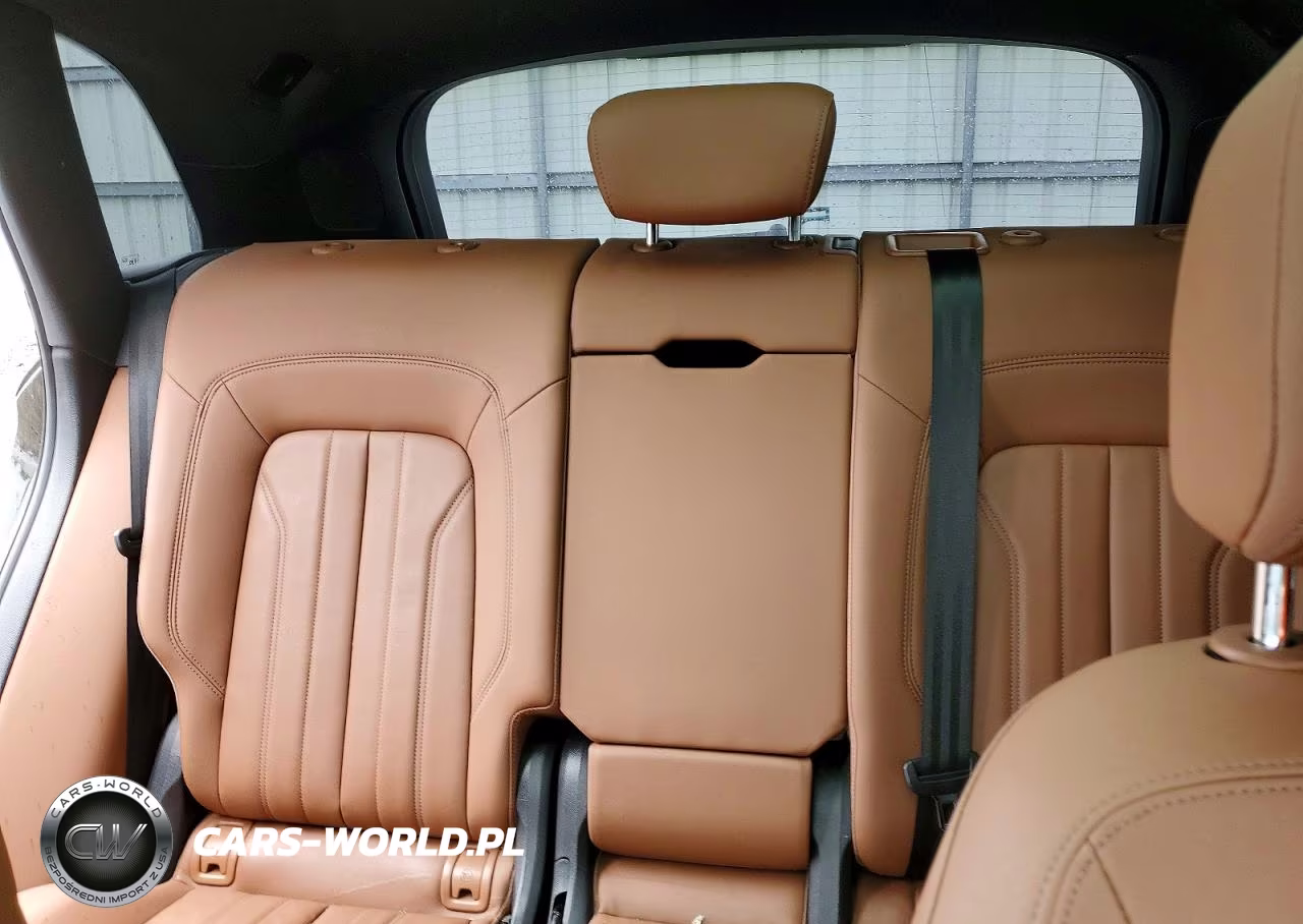2021 Audi Q5 Premium Plus VIN:WA1BAAFY3M2035533 - 10