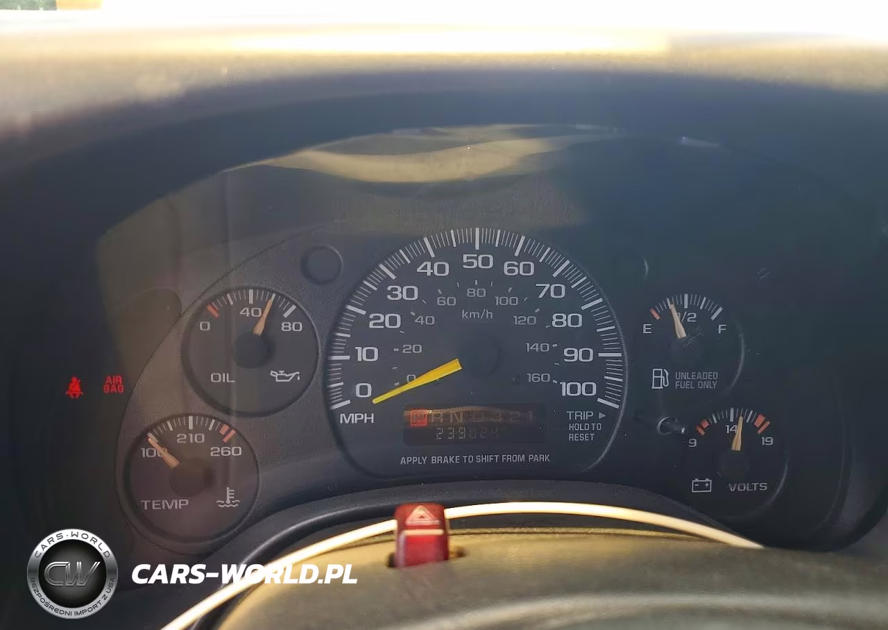 1999 Chevrolet Express G2500 VIN:1GCFG25W6X1039758 - 9