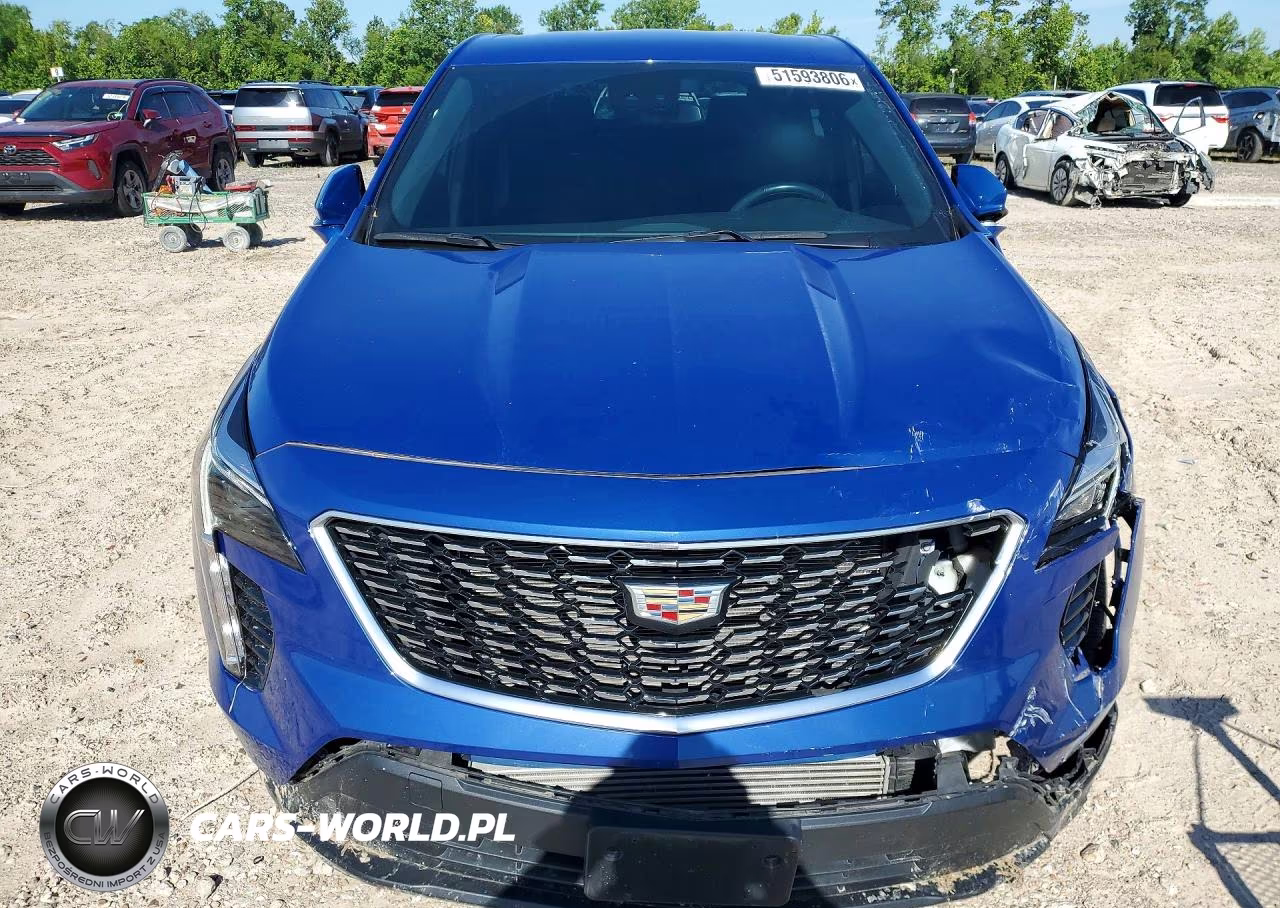 2023 Cadillac Xt4 Luxury VIN:1GYAZAR45PF120237 - 5