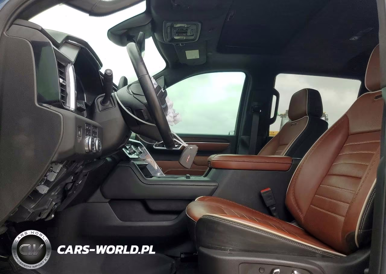 2025 GMC Denali VIN:1GT4UXEY3SF156546 - 7