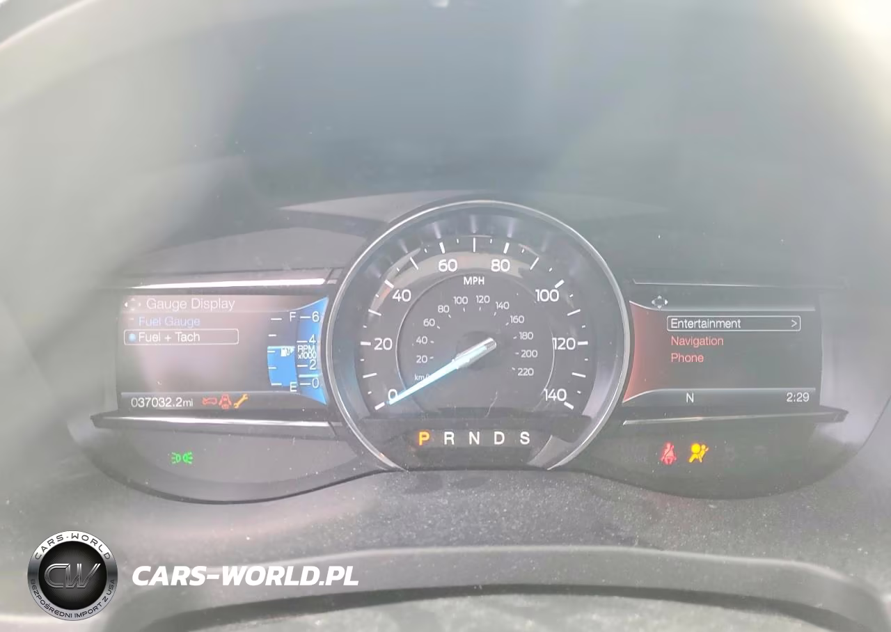 2019 Ford Explorer Xlt VIN:1FM5K8D84KGA48329 - 9