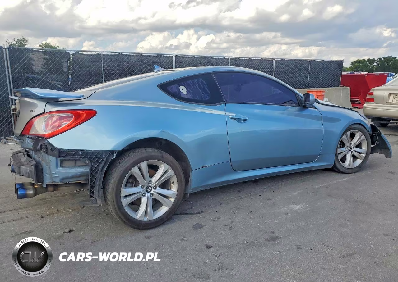 2010 Hyundai Genesis Coupe 2.0T VIN:KMHHT6KDXAU028603 - 3