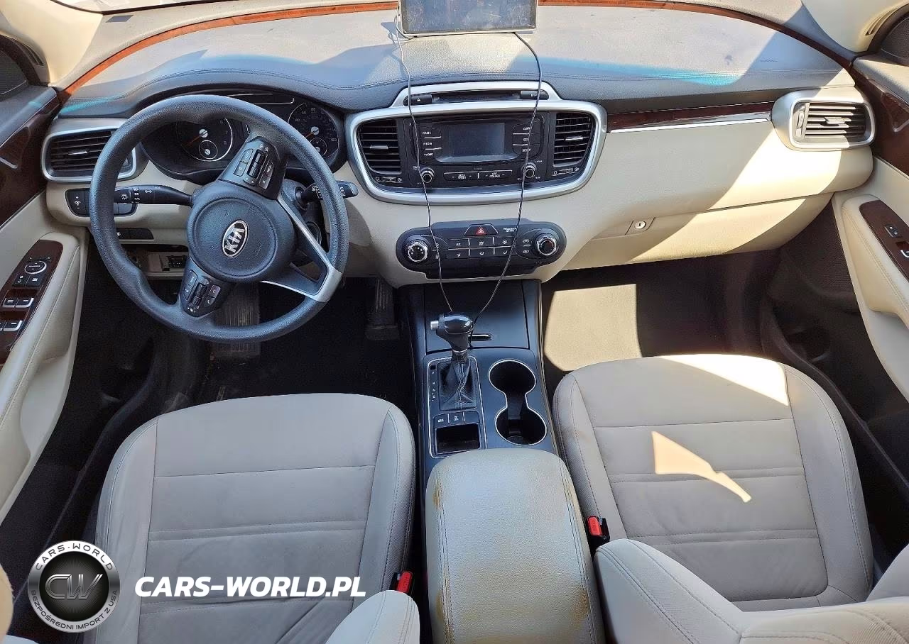 2017 Kia Sorento Lx V6 VIN:5XYPGDA58HG335363 - 8