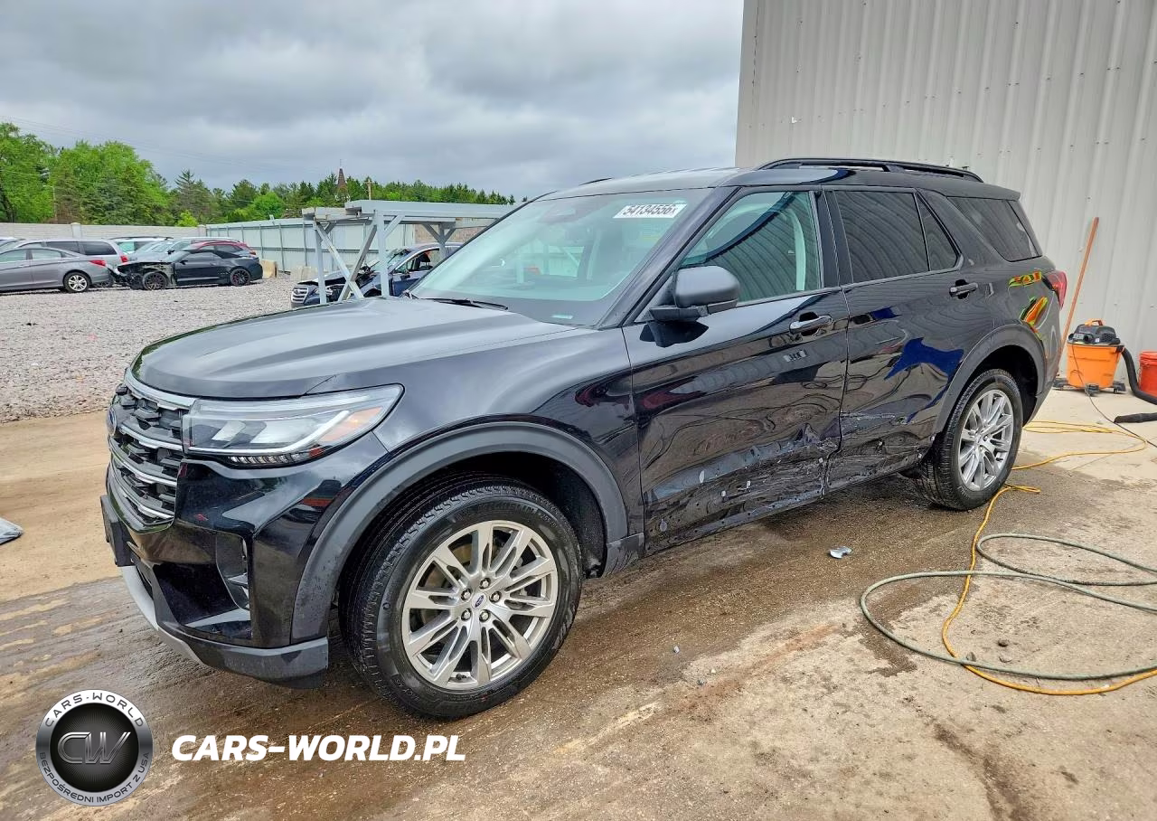 2025 Ford Explorer Active – zdjęcie 1 z 14