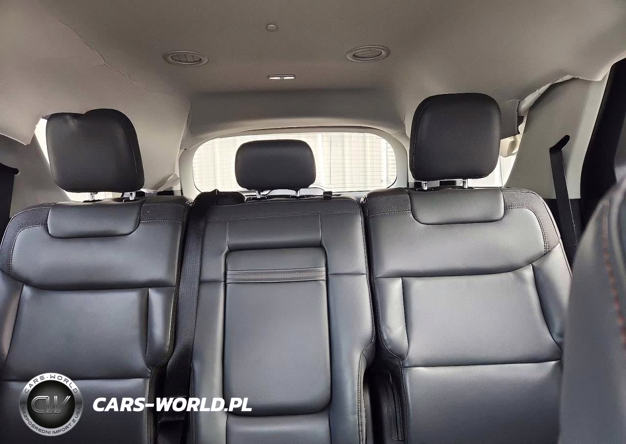 2025 Ford Explorer Active VIN:1FMUK8DH1SGD08729 - 10