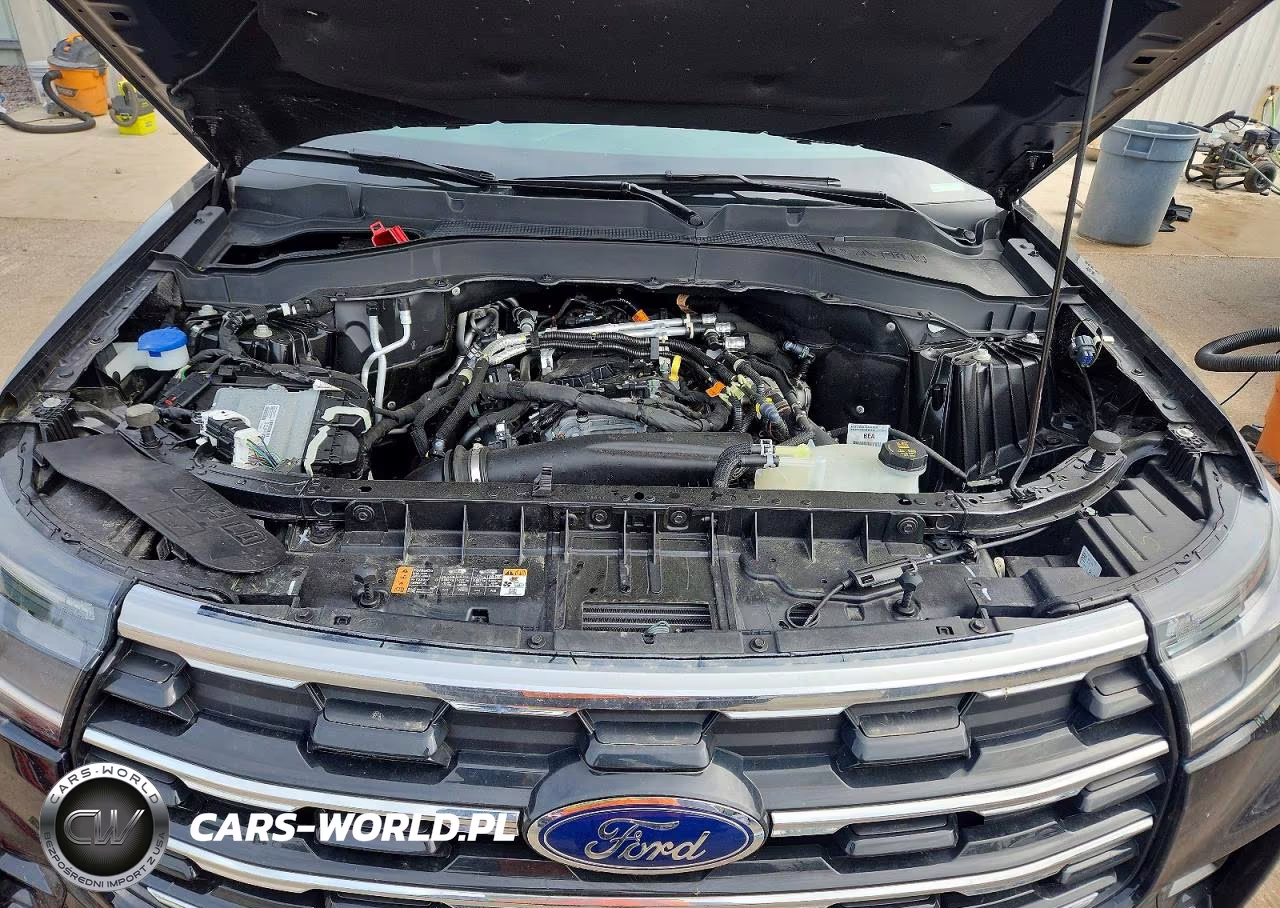2025 Ford Explorer Active VIN:1FMUK8DH1SGD08729 - 12
