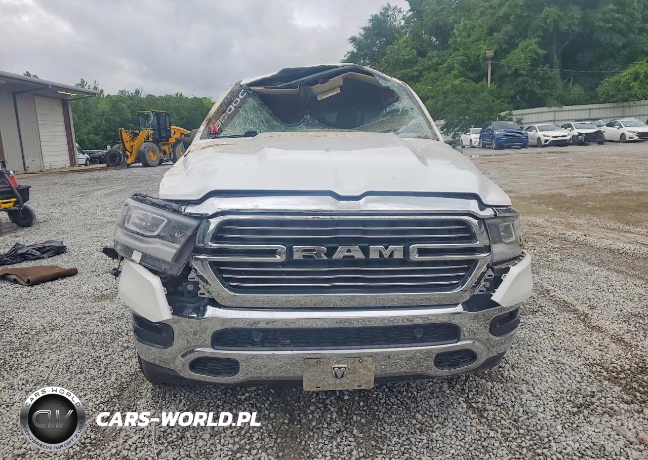 2019 Ram 1500 Laramie VIN:1C6SRFJT8KN920899 - 5