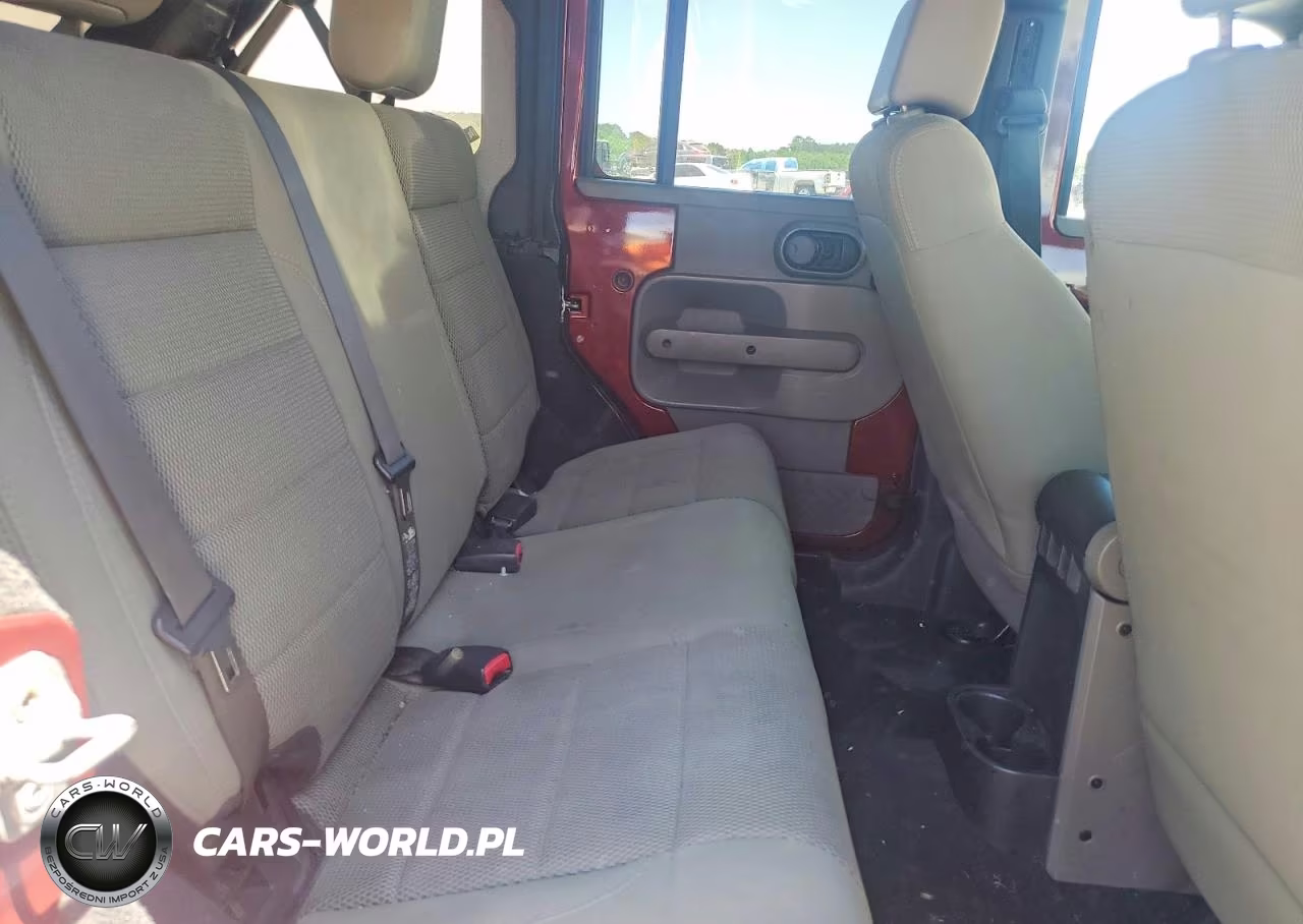 2007 Jeep Wrangler Sahara VIN:1J4GA59187L187155 - 10