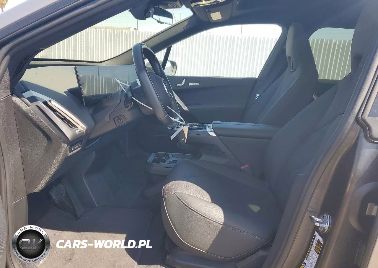2024 BMW Ix xDrive50 VIN:WB523CF02RCP69034 - 7